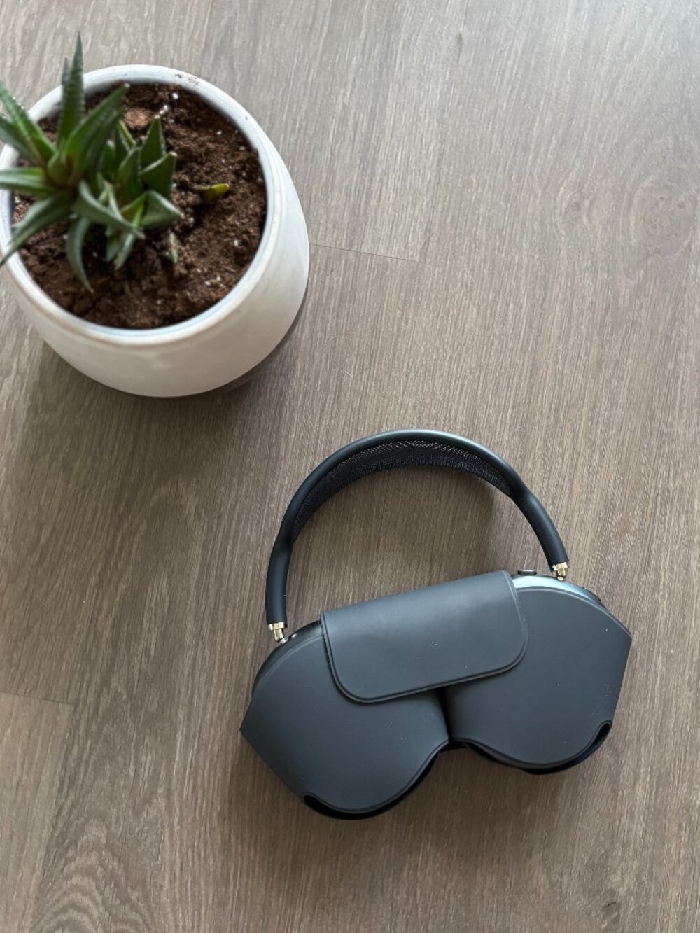 Apple Airpod Max USB-C  in Midnight Blue with Smart Case